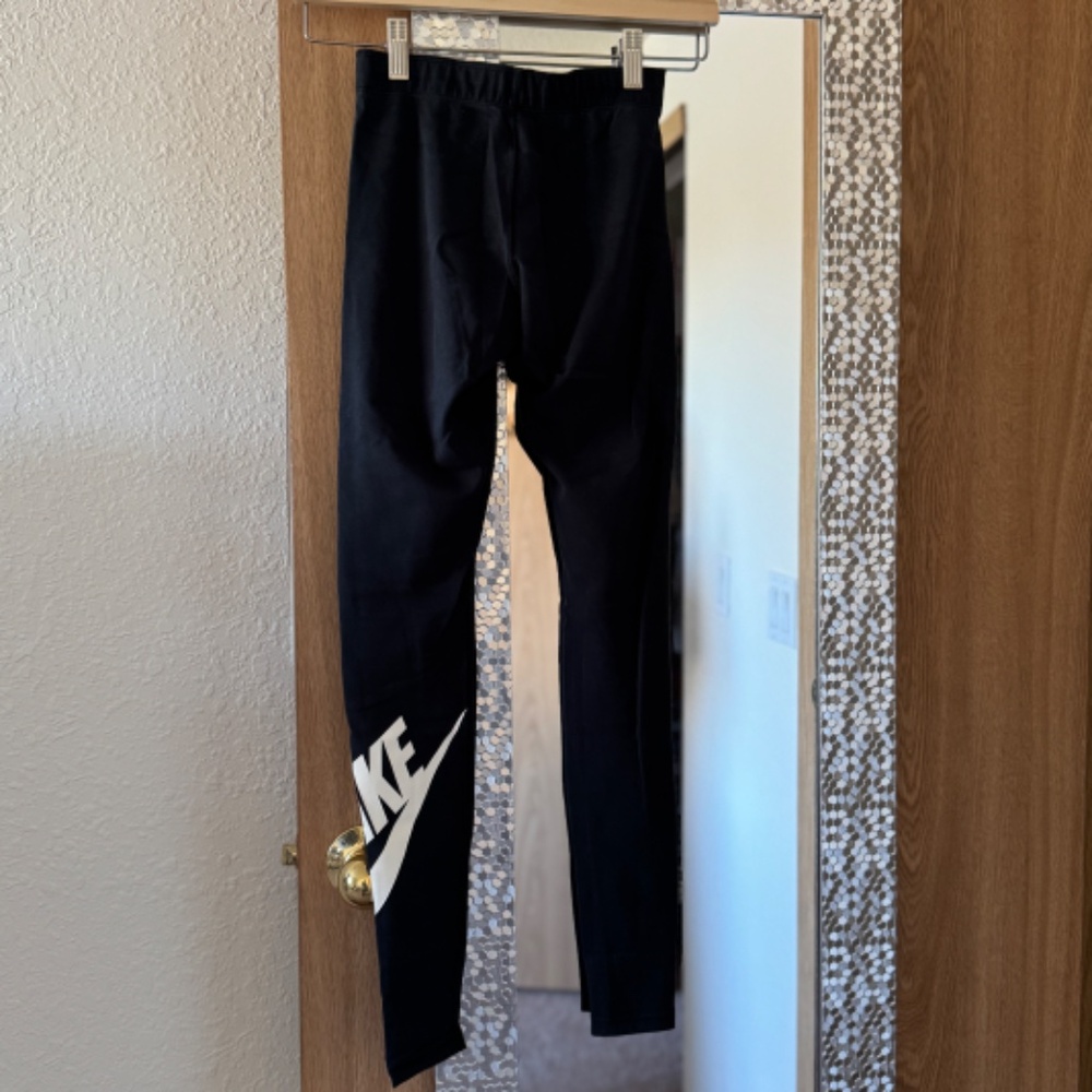 Nike swoosh logo black leggings_size xs